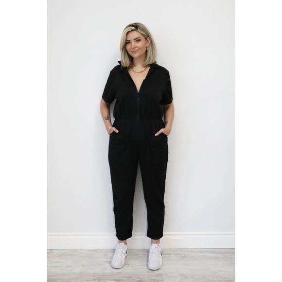Smash + Tess Kimi Short Sleeve Zip Top Coveralls in Barely Black Size M - Picture 1 of 11